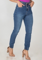 Calça Jeans Jogger Feminina Com Cinto Trançado Casual